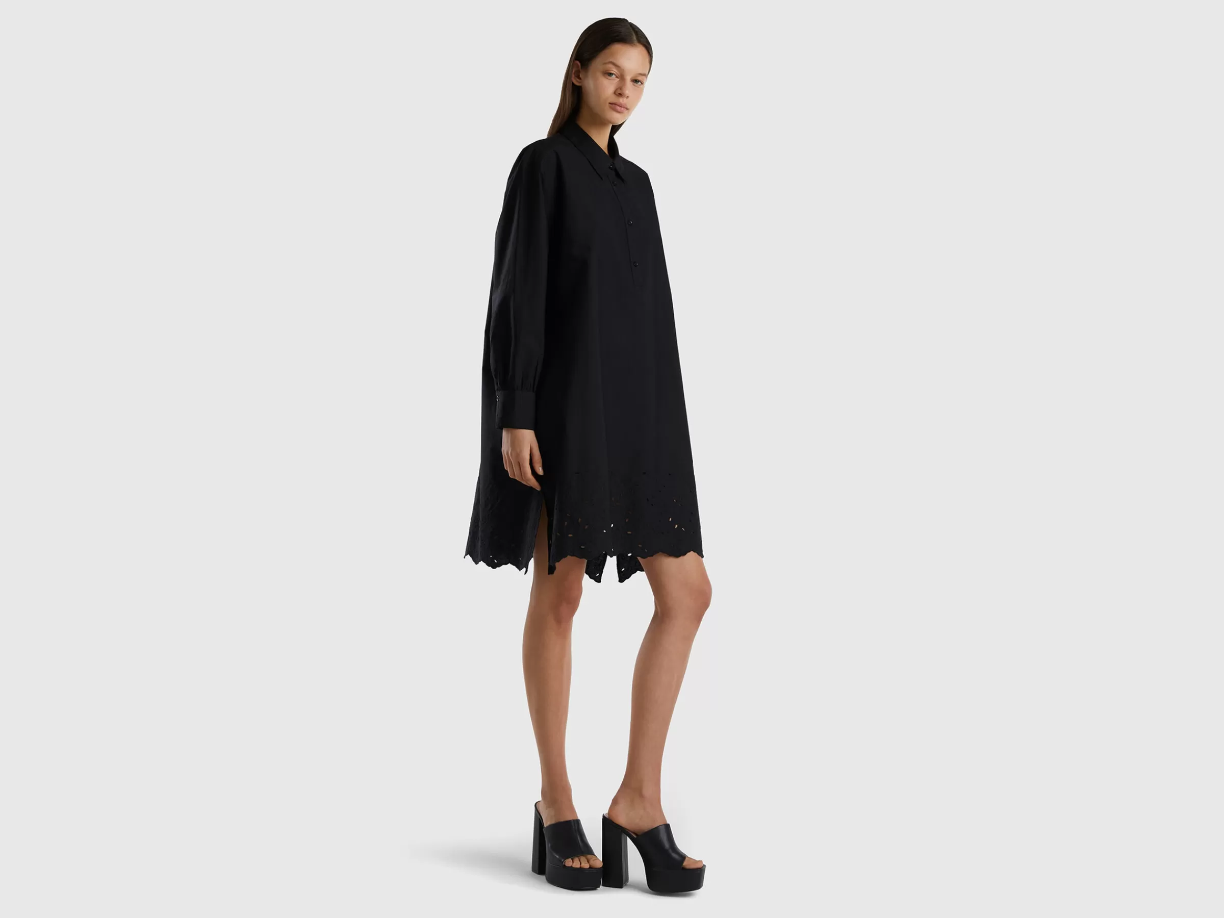Vestido Camiseiro Com Bordado Ingles^Benetton Fashion