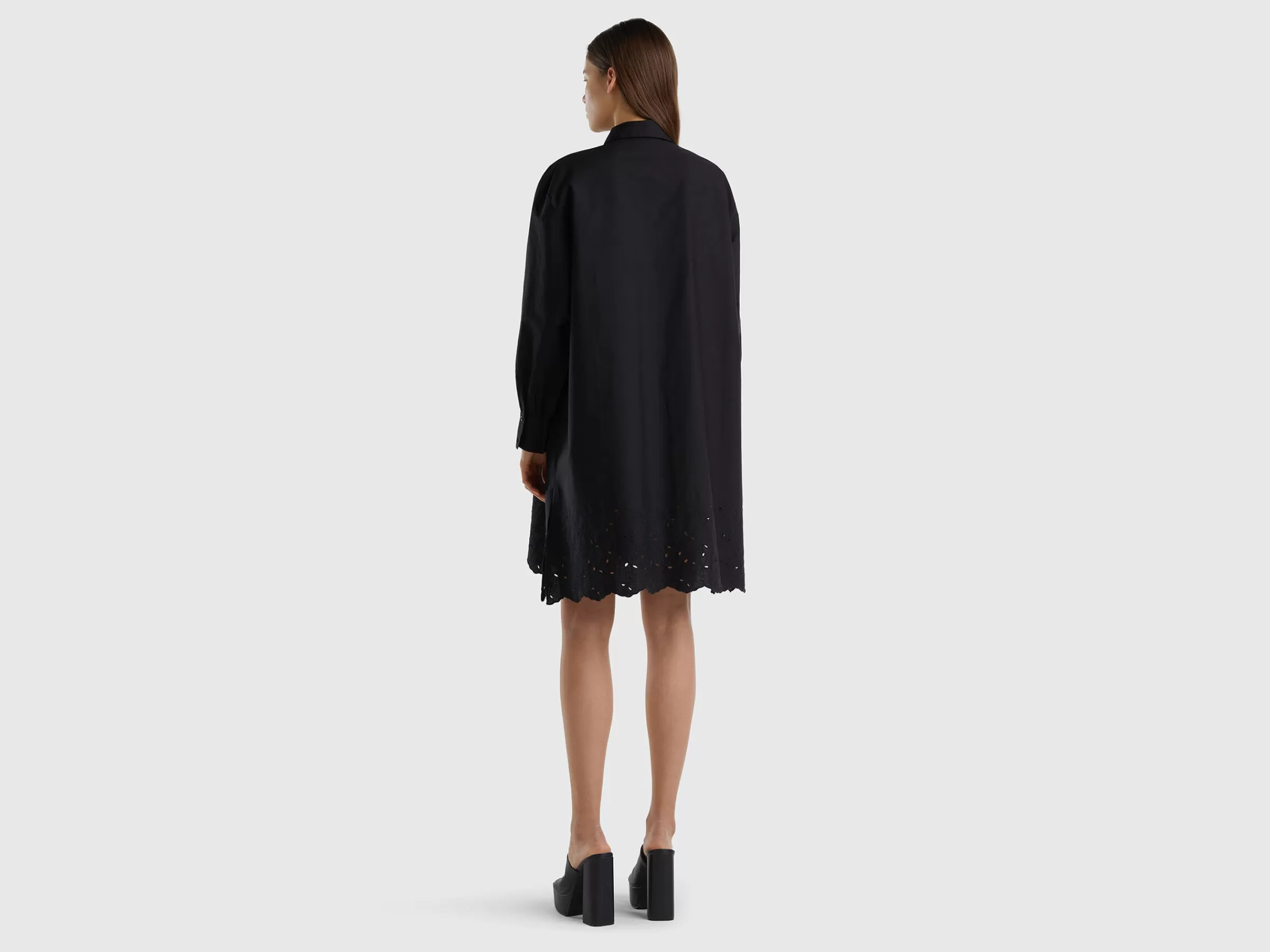 Vestido Camiseiro Com Bordado Ingles^Benetton Fashion