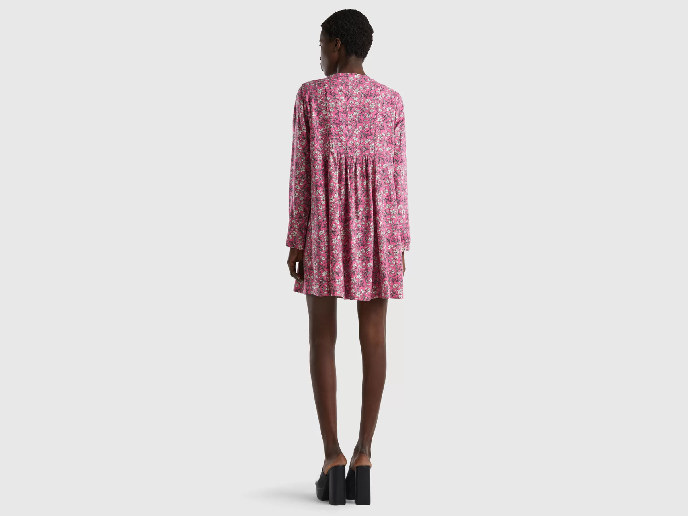 Vestido Padrao Em Viscose Sustentavel^Benetton Online
